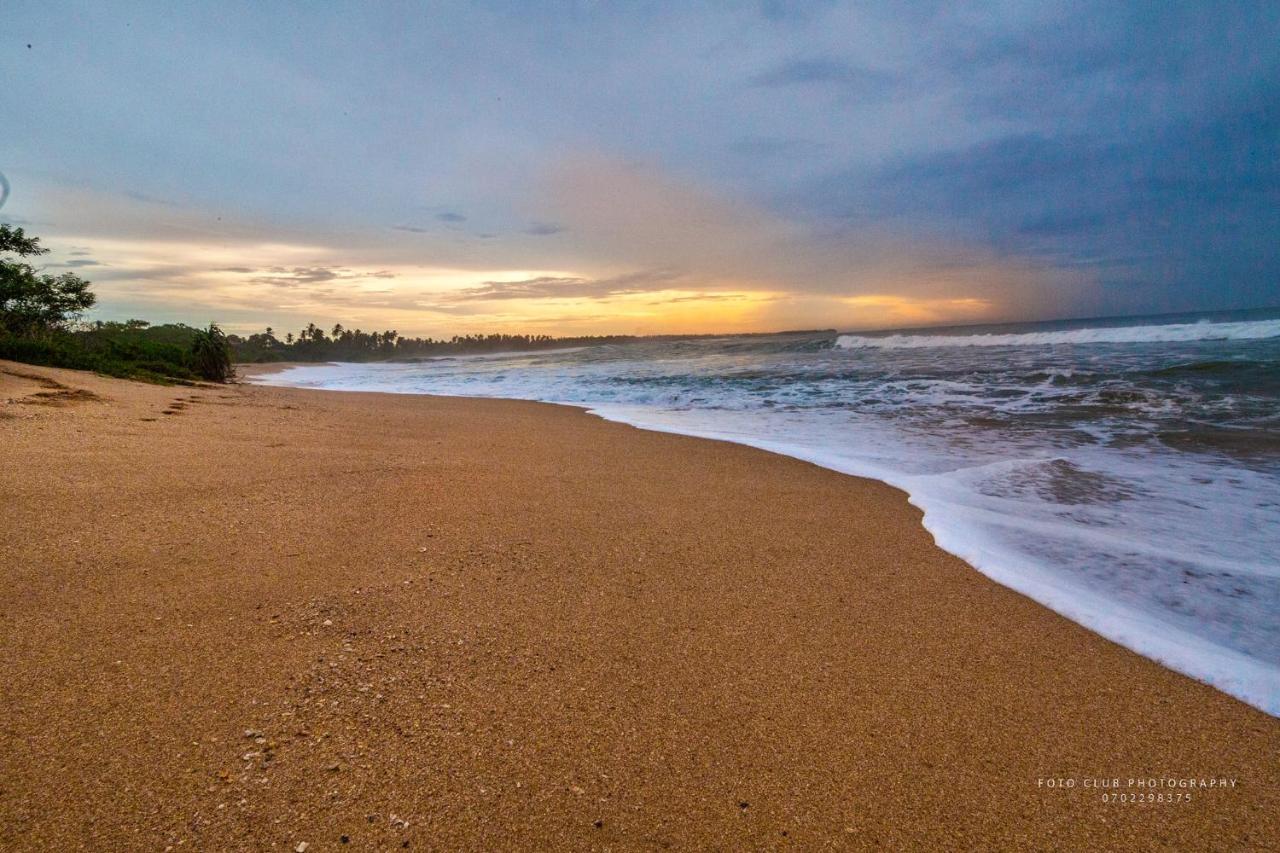 Guru Beach Resort Tangalle Ngoại thất bức ảnh