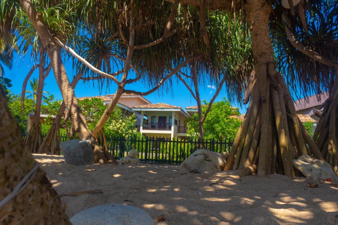Guru Beach Resort Tangalle Ngoại thất bức ảnh