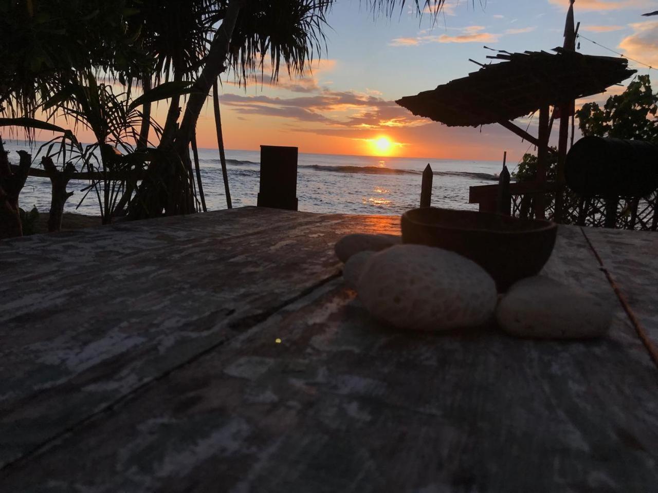 Guru Beach Resort Tangalle Ngoại thất bức ảnh