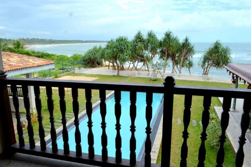 Guru Beach Resort Tangalle Ngoại thất bức ảnh